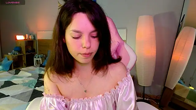Maya_Campbelln Webbikameraesitys