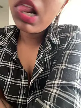 Sweety_rani_ Adlı Modelin Canlı XXX Sohbeti