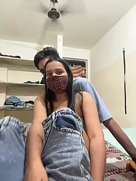 XXX chat uživo modela Sweety_rani_