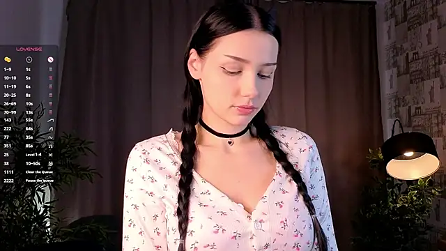 Онлайн чат XXX NarcisaDicker