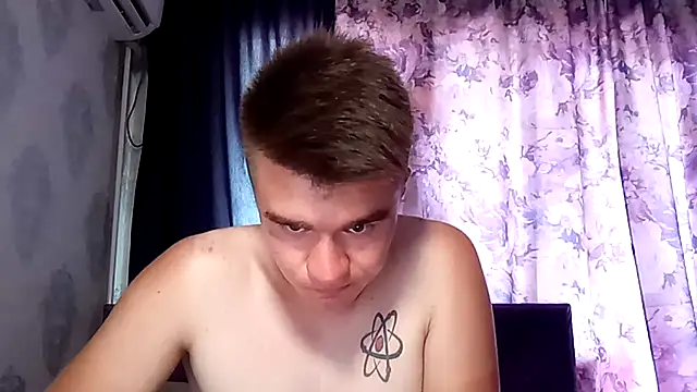Adrian_gray_ Webcam-Show