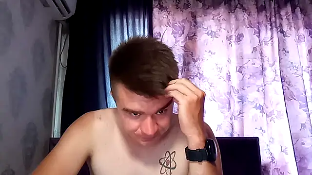 Adrian_gray_ Webcamshow