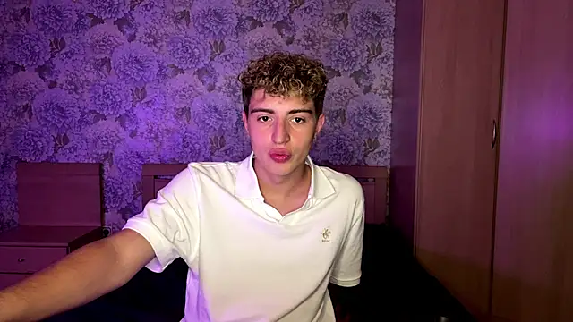 AlfredSweet webcam show