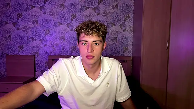 AlfredSweet Pertunjukan Webcam