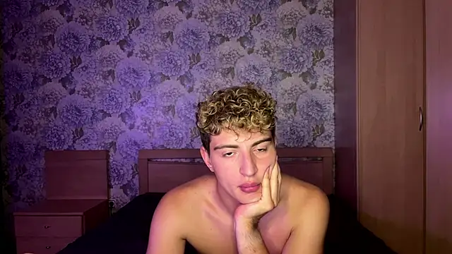 AlfredSweet – webcam-show