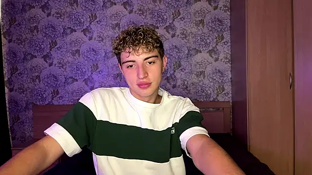 AlfredSweet webcam show
