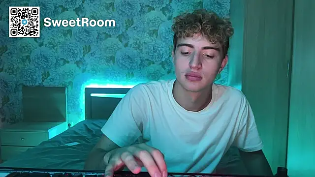 AlfredSweet Pertunjukan Webcam
