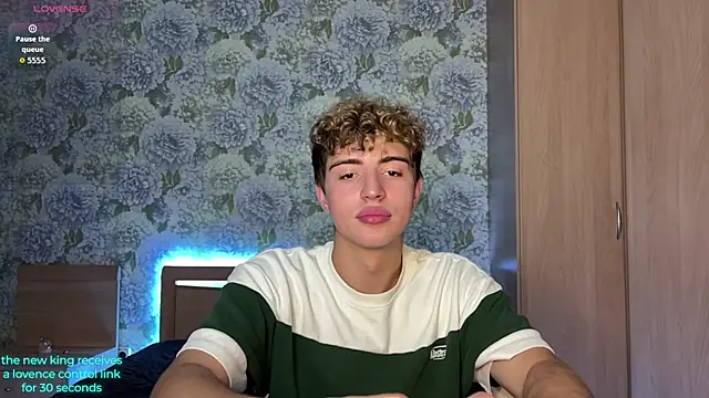 AlfredSweet webcam show