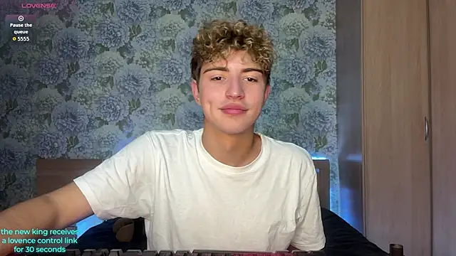AlfredSweet webcam show