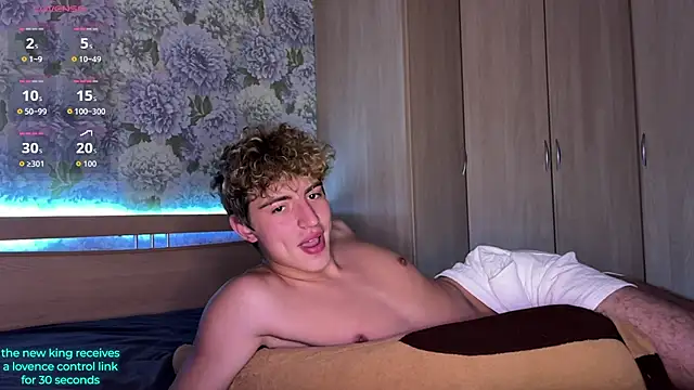 AlfredSweet webcam show