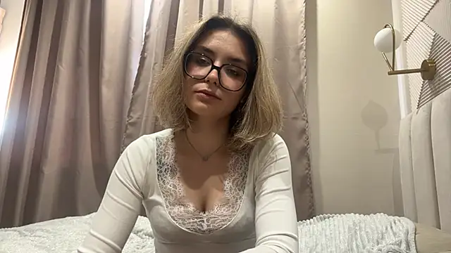 AnnaVelvetFire Chat XXX in diretta