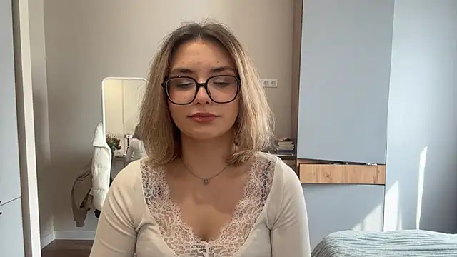 AnnaVelvetFire's Live XXX Chat