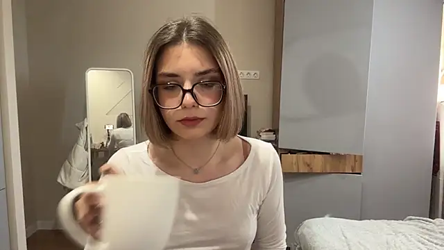 AnnaVelvetFire – webcam-show