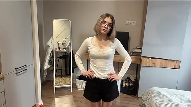 XXX chat uživo modela AnnaVelvetFire