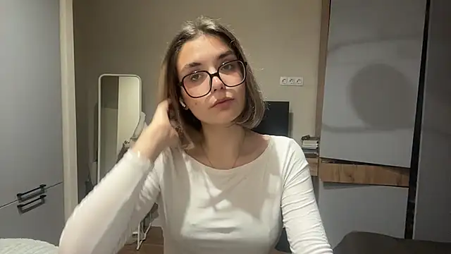 AnnaVelvetFire's Live XXX Chat