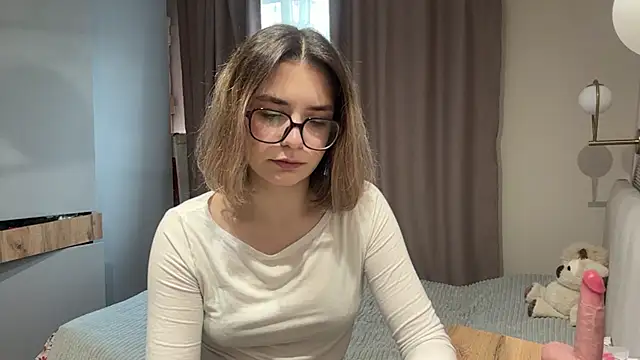 AnnaVelvetFire's Live XXX Chat