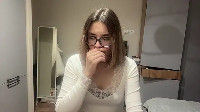 AnnaVelvetFire's Live XXX Chat