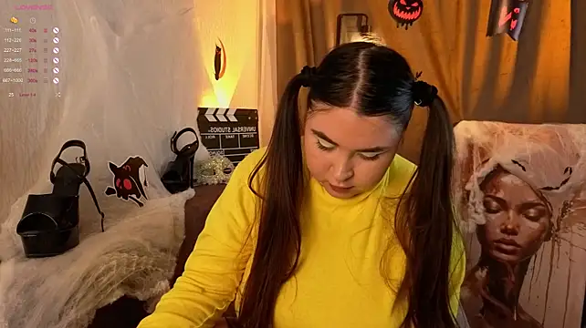 calithra Adlı Modelin Canlı XXX Sohbeti