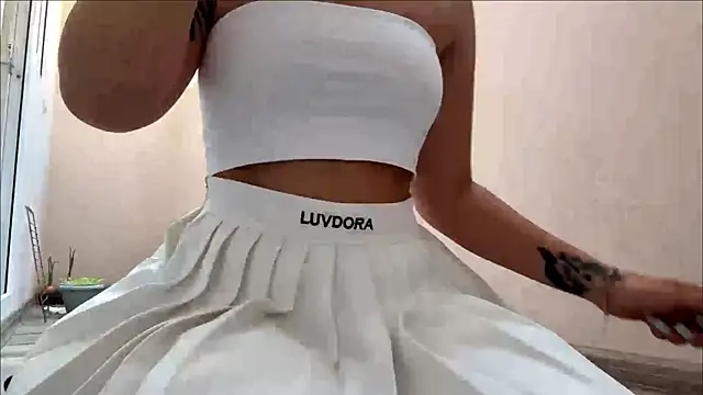 Micky_blush Chat XXX in diretta
