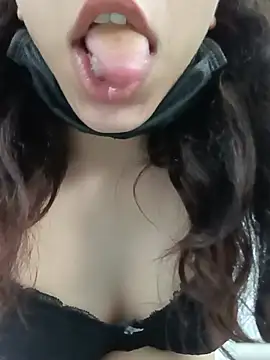 HazelCharm Live XXX-Chat