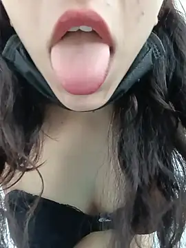HazelCharm Live XXX Chat