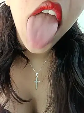 HazelCharm's Webcam Show