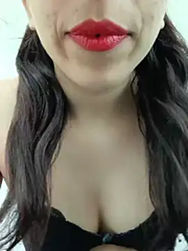 Živý XXX chat HazelCharm