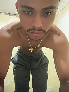 Show de pedrolir222 na webcam