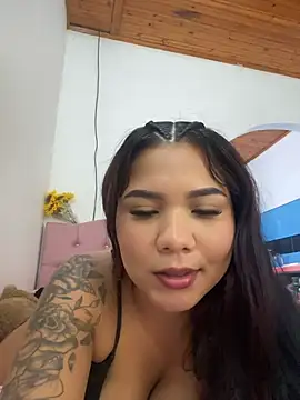 kiaradolls live XXX chat