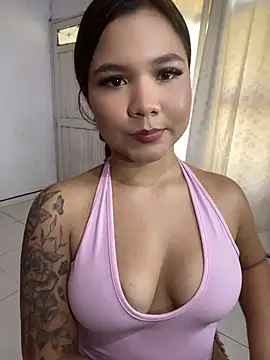 Chat XXX en directo de kiaradolls