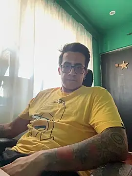 Show modela Andy_n_cat na web-kameri