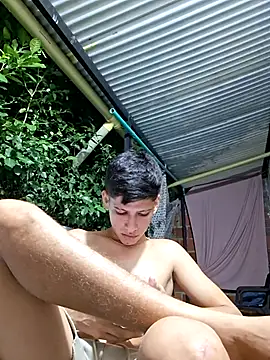 Naughty-Man18's Webcam Show