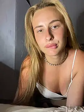 Buurniii webcam show