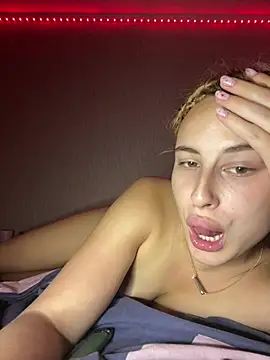Buurniii 라이브 XXX 채팅