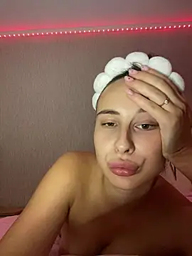 XXX chat uživo modela Buurniii