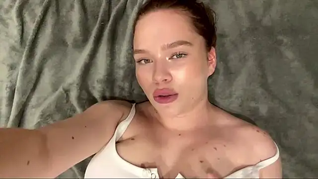 MollyFenx's Live XXX Chat