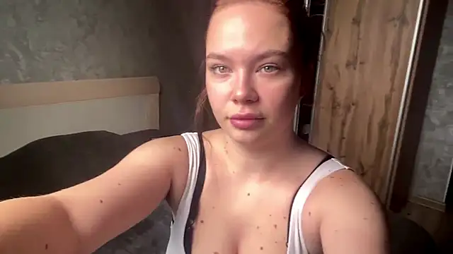 צ'אט XXX בשידור חי של MollyFenx