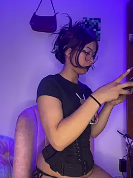 sweett_chocco Show in webcam