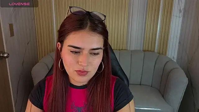 honey_bloom_cn Webcam-Show