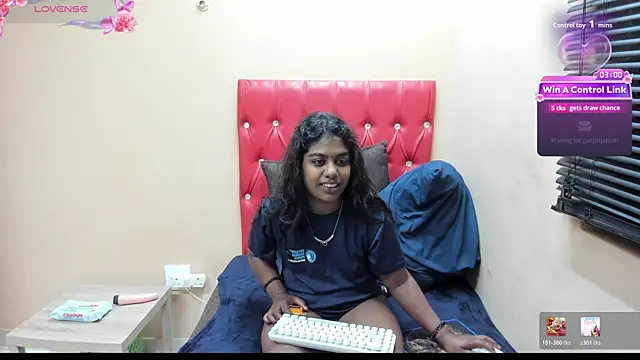 FOXY_LUNA webkamerás műsora