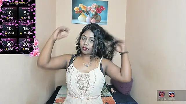 Chat XXX en directo de FOXY_LUNA