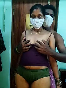 Rathitamil Pertunjukan Webcam