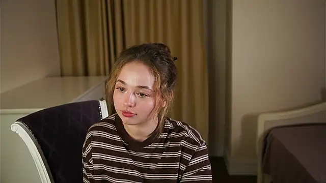 DaciaJuell's Webcam Show