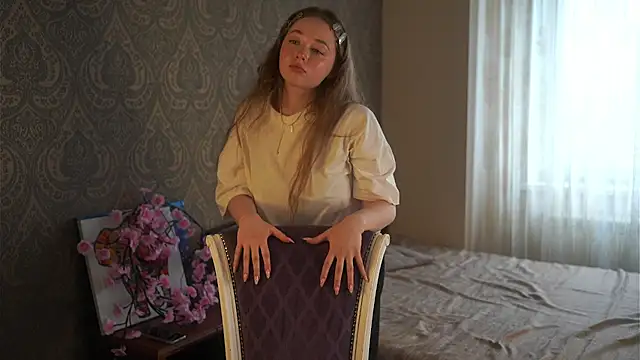 DaciaJuell Adlı Modelin Canlı XXX Sohbeti