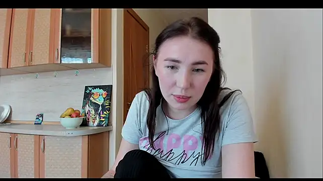 Show modela Milana_Lovee na web-kameri