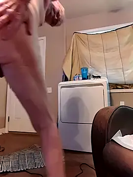 Joeyw57 webcam show