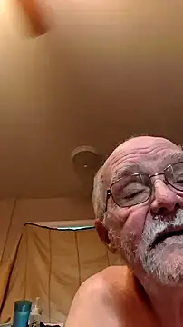 Joeyw57 Show in webcam