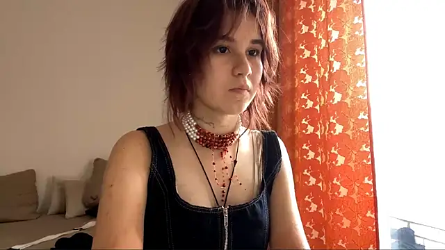 دردشة YoulaCoi الجنسية المباشرة