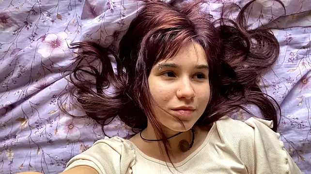 YoulaCoi Adlı Modelin Canlı XXX Sohbeti