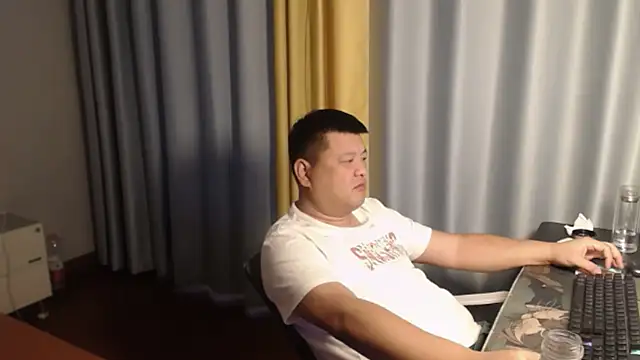 zhang1118のウェブカメラショー